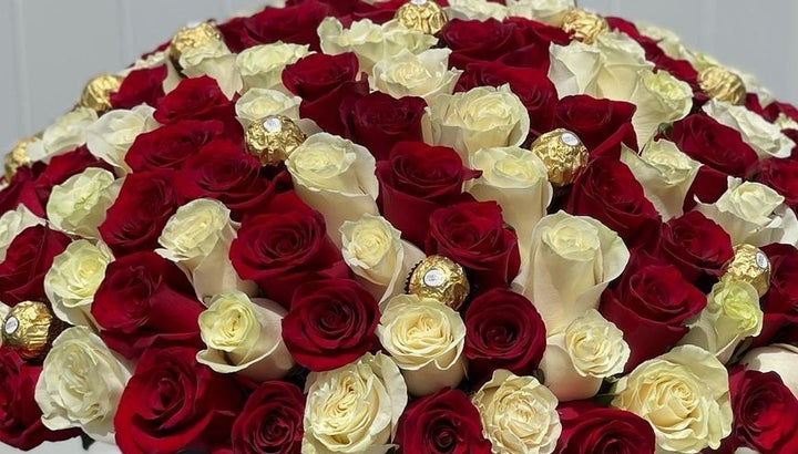100+Roses in Wood 𝐇𝐞𝐚𝐫𝐭 𝐛𝐨𝐱
