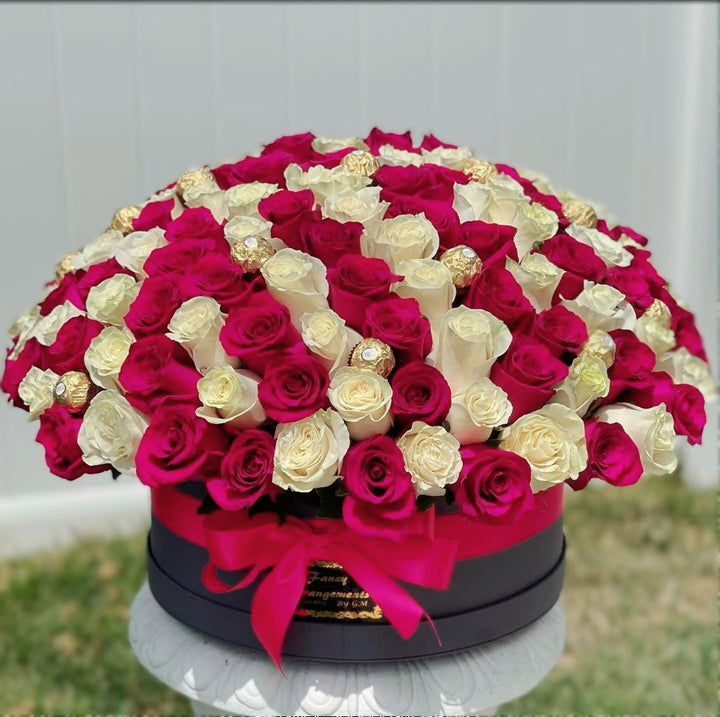 100 𝐗𝐭𝐫𝐚 𝐋𝐚𝐫𝐠𝐞 𝐅𝐥𝐨𝐰𝐞𝐫 𝐛𝐨𝐱 and Pink  Roses